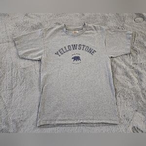 Vintage Prairie Mountain - Yellowstone T-Shirt